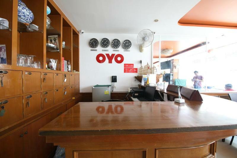 Oyo 126 Station House
