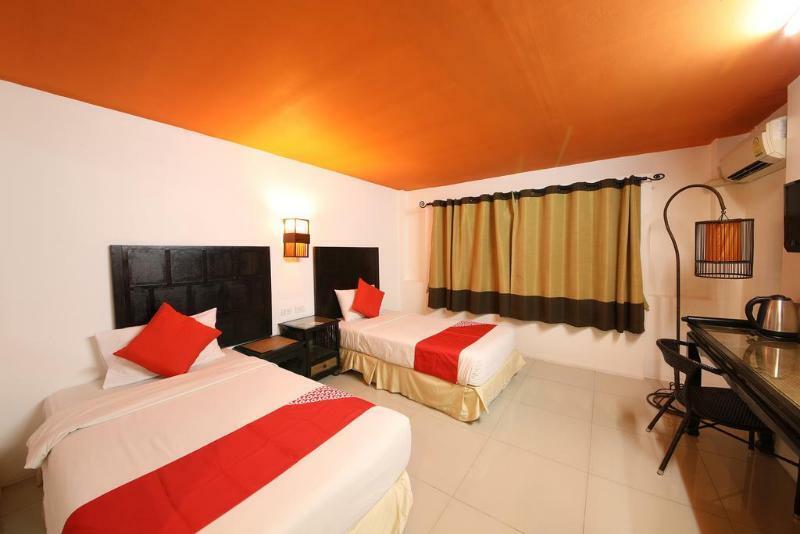 Oyo 126 Station House 2* Patong